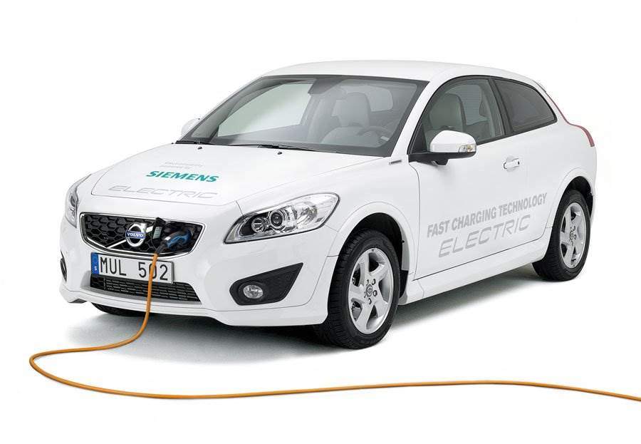 Cover Image for Volvo ermöglicht Elektroautos Schnell-Aufladen in nur 1,5 Stunden