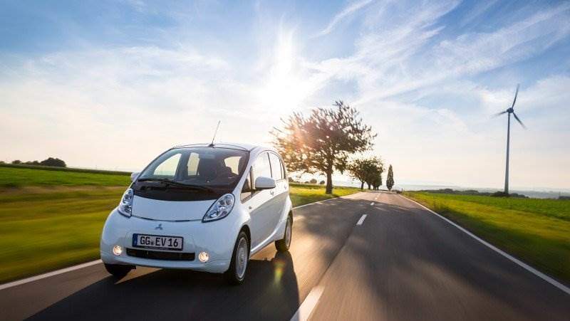 Cover Image for Mitsubishi & Nissan treiben Entwicklung des i-MiEV II voran