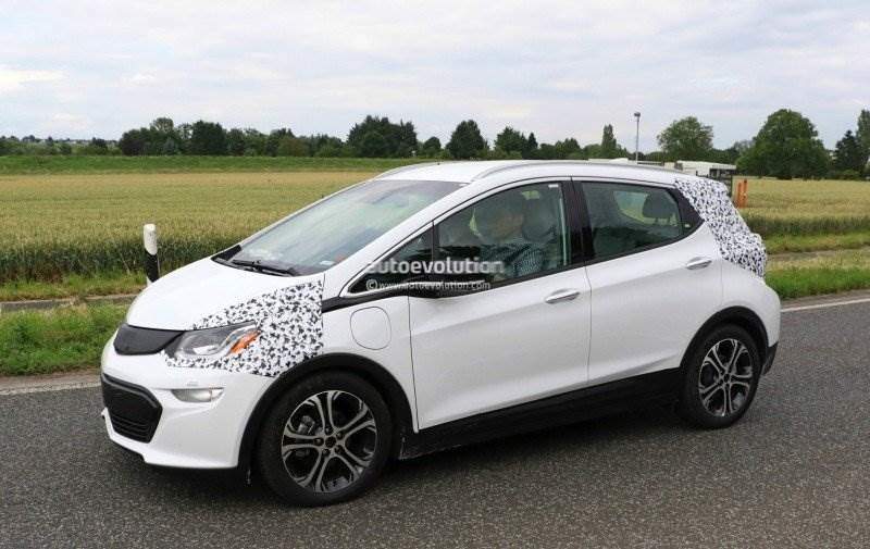 Cover Image for Erlkönig des Opel Ampera-e auf deutschen Straßen gesichtet…