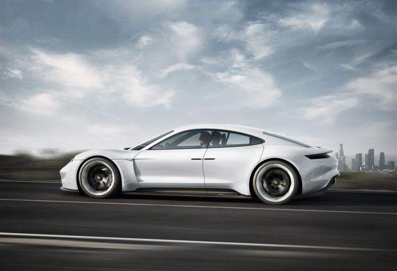 Cover Image for Produktion des Porsche Mission E auf 15.000 pro Jahr angesetzt