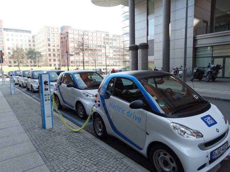 electrify GmbH und DRK Bielefeld starten Kooperation im Bereich der Elektromobilität
