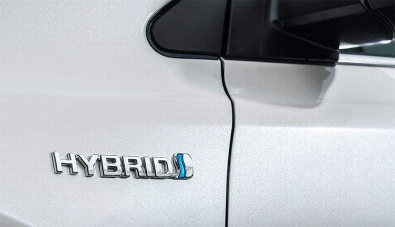 Cover Image for Toyota will stärkere Hybridautos anbieten