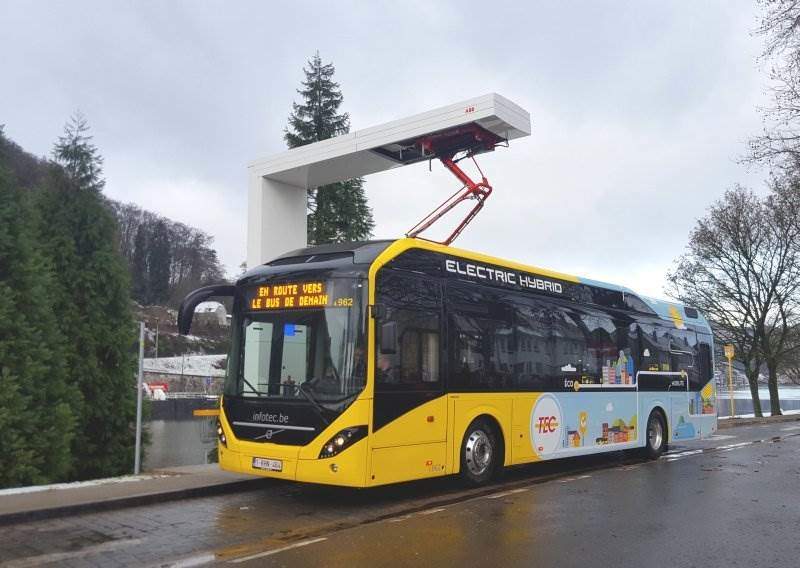 Cover Image for Volvo Bus Corporation erhält Bestellung über 90 Elektro-Hybridbusse und zwölf Ladestationen aus Belgien