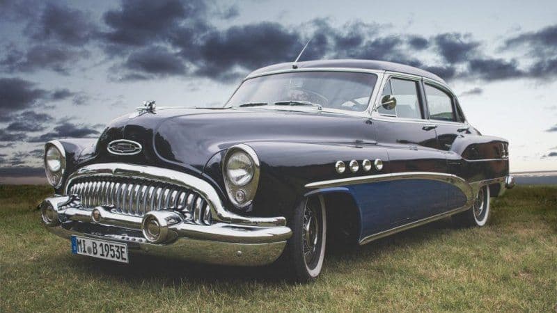 Aus der Vergangenheit in die elektrische Zukunft: Ein 1953er Buick Roadmaster als Elektrofahrzeug