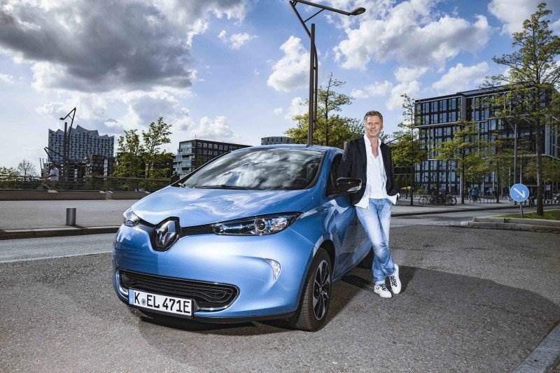 Cover Image for Jörg Pilawa setzt auf den Renault ZOE