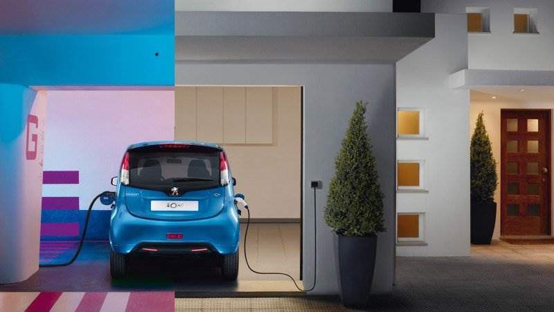 Cover Image for Peugeot i0n erhält mit dem Modelljahr 2018 ein Update