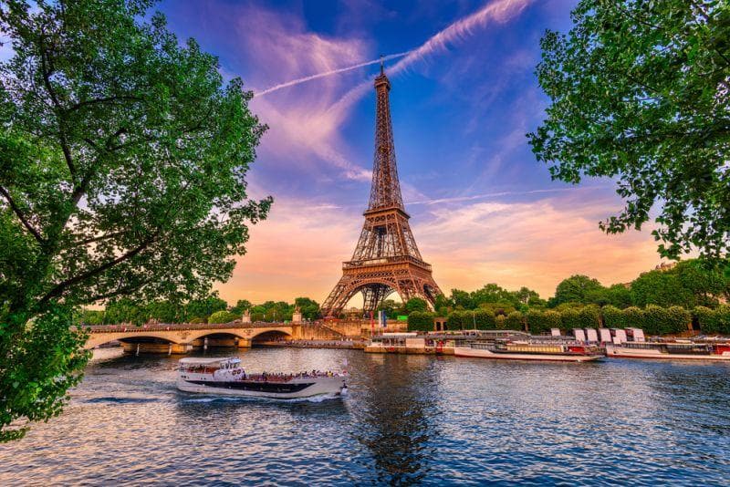 Cover Image for Frankreich ab 2040 nur noch elektrisch unterwegs