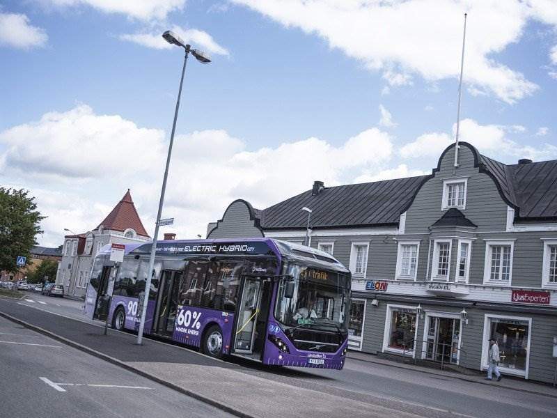 Cover Image for Göttingen setzt zukünftig auf Elektro-Hybridbusse der Volvo Bus Corporation
