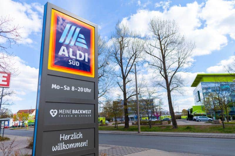 Cover Image for Aldi Süd plant Ausbau der Ladestationen für Elektroautos