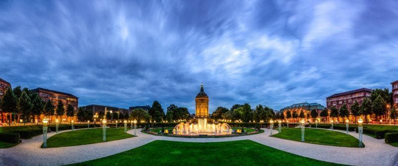 Mannheimer Parkhausbetriebe baut Ladeinfrastruktur für elektrische Mobilität in Mannheim aus