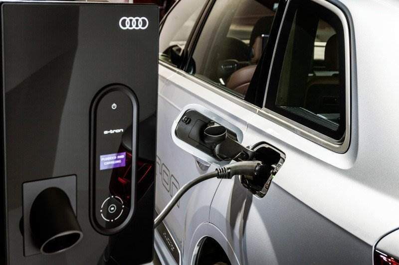 Cover Image for Audi Smart Energy Network – Elektromobilität über das Fahrzeug hinaus gedacht