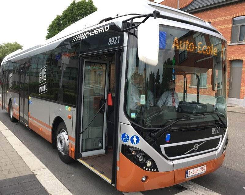 Cover Image for Volvo erhält Auftrag über 90 elektrifizierte Busse aus Brüssel