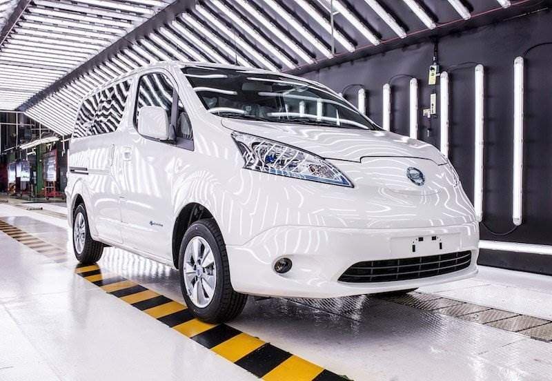 Cover Image for Nissan liefert erste Elektrotransporter e-NV200 mit 40-kWh-Akku aus