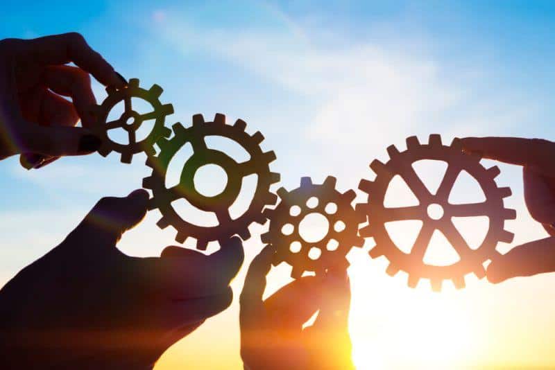 Infineon und DENSO verstärken Zusammenarbeit im Bereich E-Mobilität