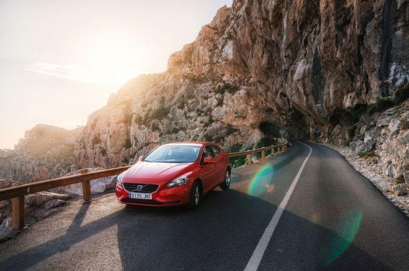 Cover Image for Volvo: Kein Engpass bei der Rohstoff-Versorgung für Lithium-Ionen-Batterien in Sicht