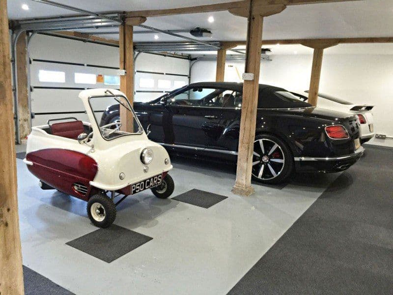 Cover Image for Kleinste Auto der Welt P.50 feiert als E-Fahrzeug sein Revival