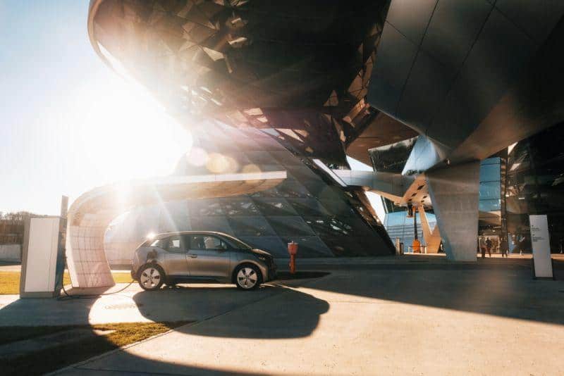 BMW ChargeNow-Service weitet durch Partnerschaft mit SMATRICS eigenes Angebot aus