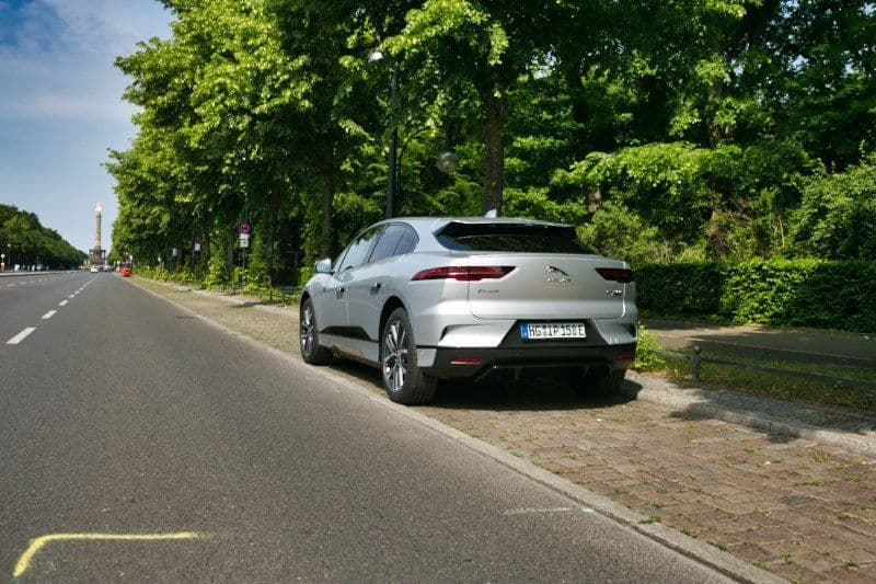 Cover Image for Jaguar I-PACE: Erste Eindrücke des E-SUV auf den Straßen Berlins