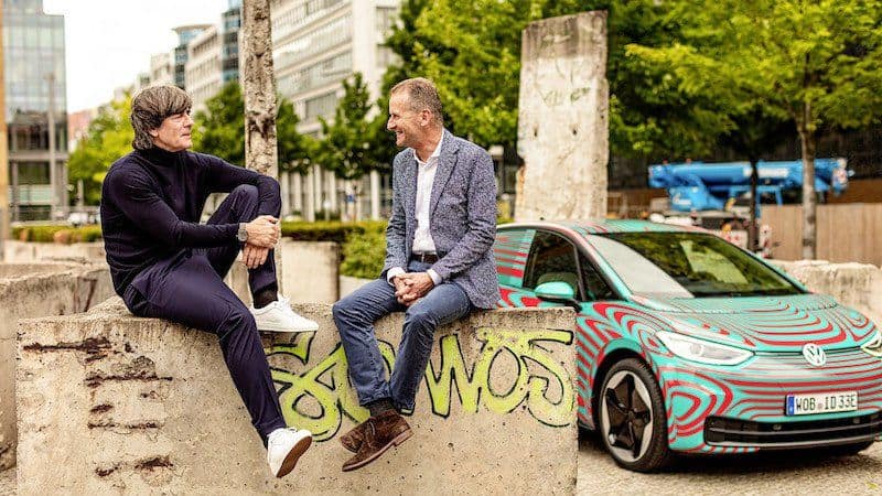 Jogi Löw begleitet VW beim Aufbruch in die Elektromobilität