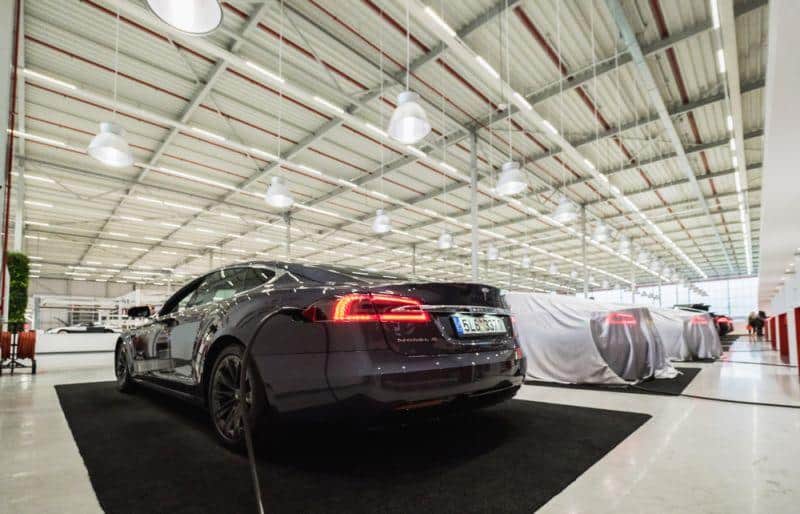 Tesla steuert auf Rekordquartal bei Auslieferungen zu