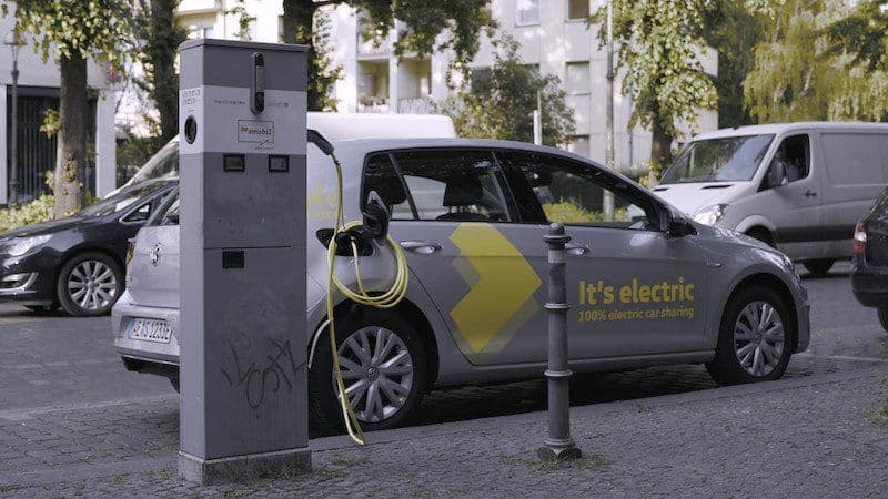 VW startet Elektroauto-Carsharing in Berlin