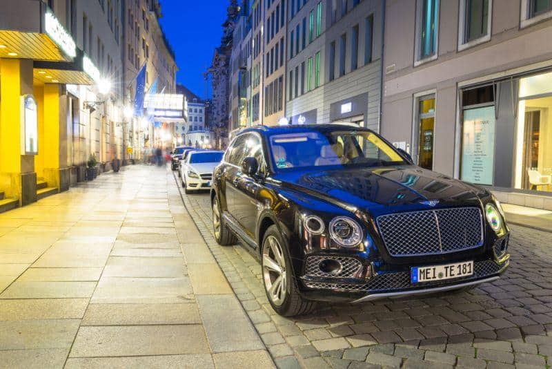 Cover Image for Bentley: Elektroauto frühestens ab 2025