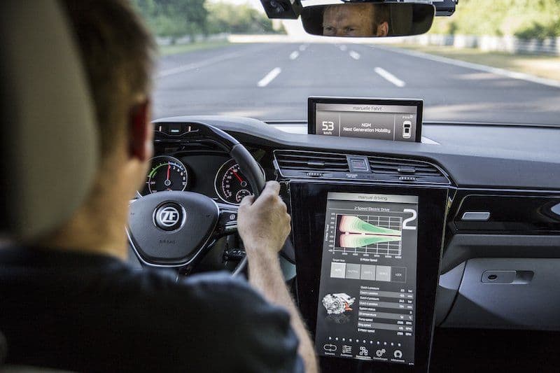 Cover Image for Mehr Reichweite möglich: ZF präsentiert 2-Gang-Antrieb für Elektroautos