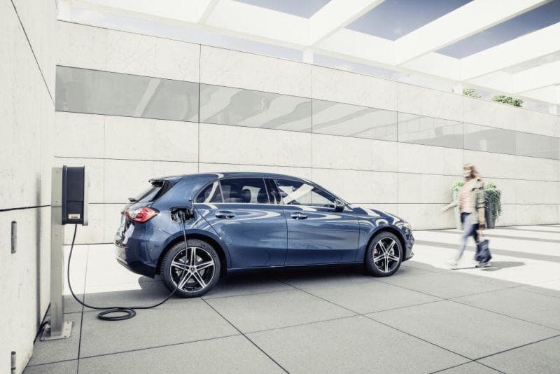 A 250 e, A 250 e Limousine und B 250 e erweitern die Plug-in-Offensive von Mercedes-Benz