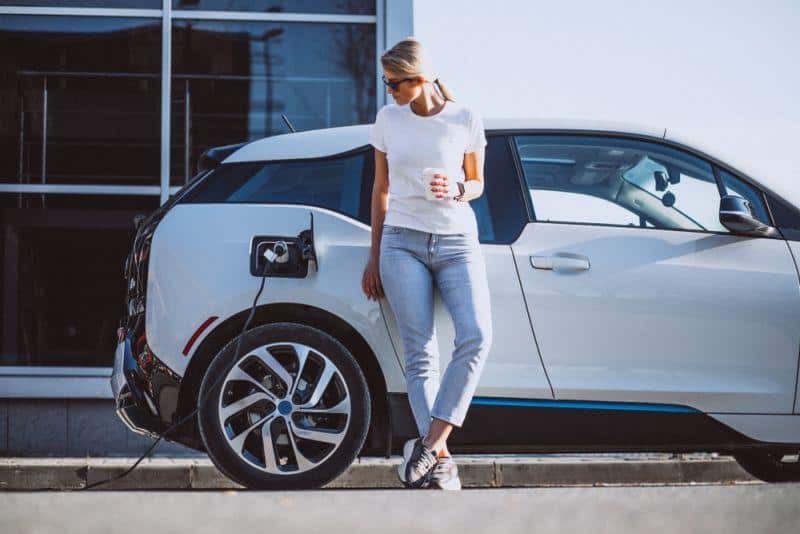 Cover Image for Europa verzeichnet im ersten Halbjahr doppelt so viele Elektroauto- wie PHEV-Zulassungen