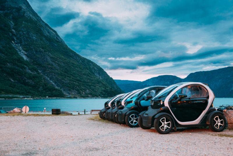 Cover Image for Norwegen: Diesel-Verkäufe im freien Fall – E-Auto-Absatz seit 2013 stetig steigend