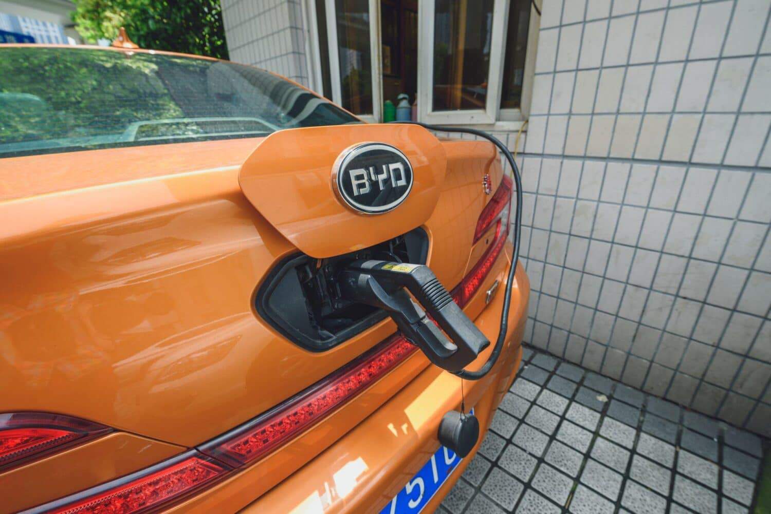 Cover Image for BYD: Trotz erfolgreichem, ersten Halbjahr wird erheblicher Gewinnrückgang für 2019 erwartet