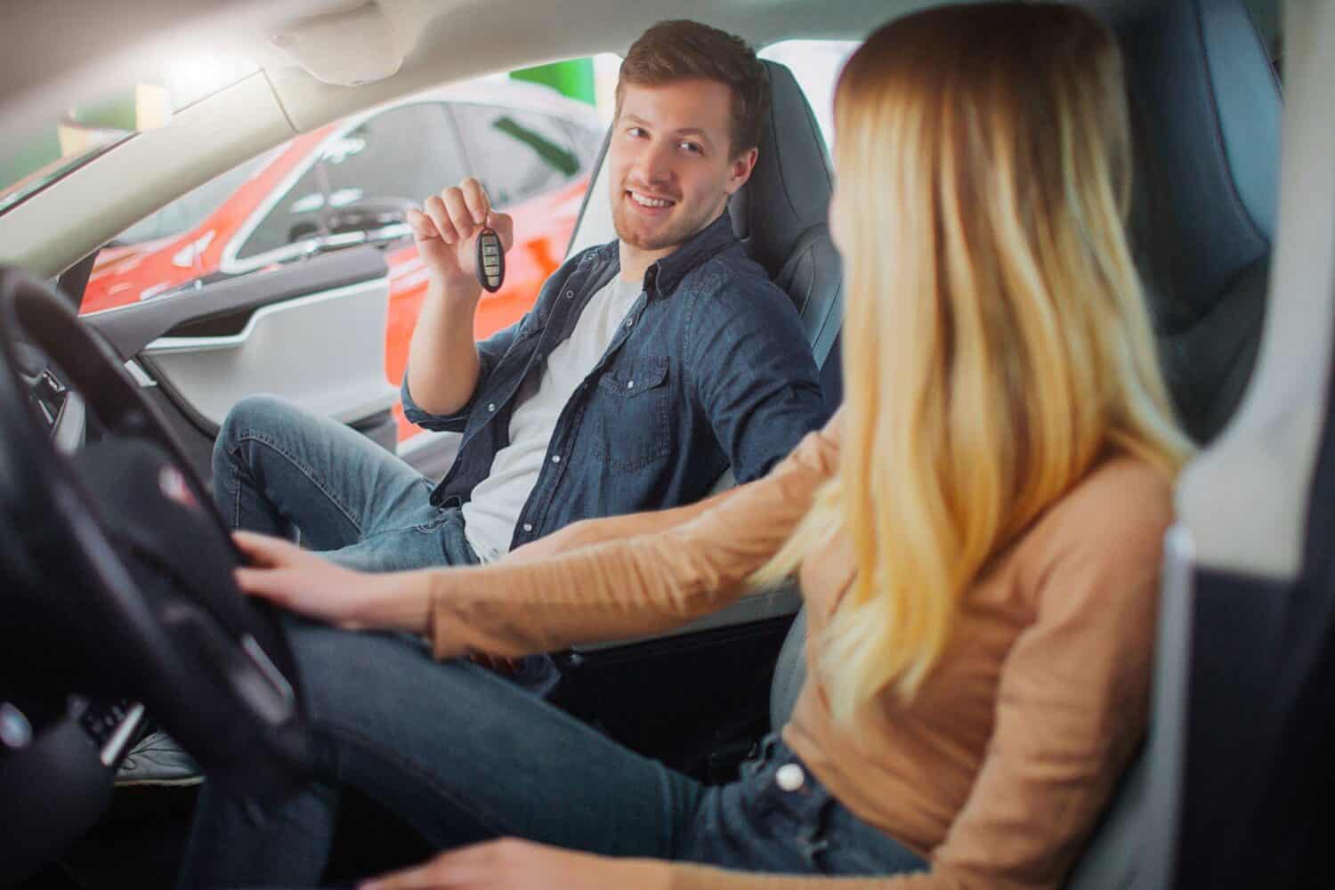 Cover Image for TÜV Rheinland und TWAICE bieten beim Weiterverkauf des E-Autos Unterstützung