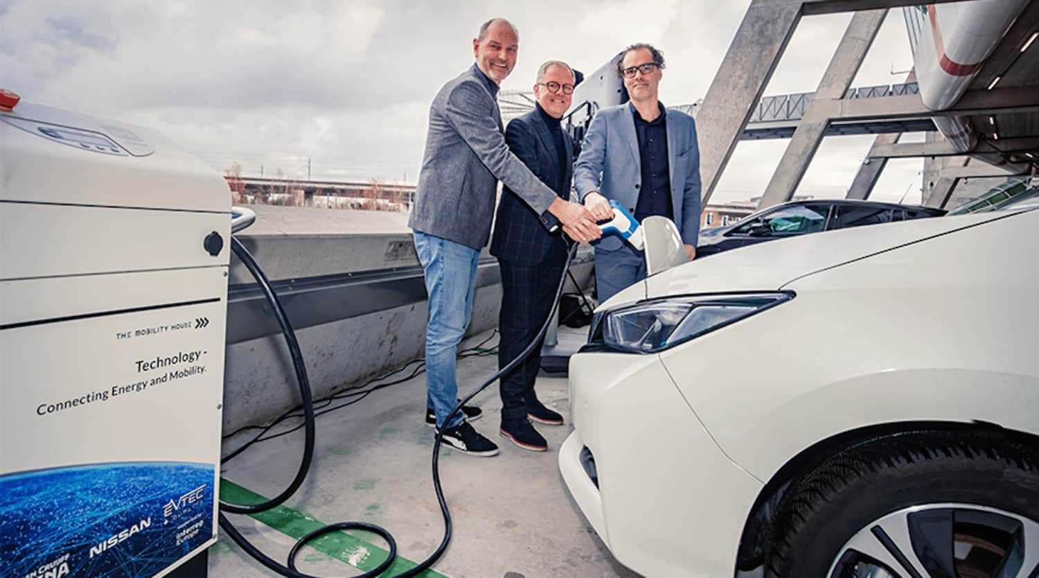 Johan Cruijff ArenA integriert Elektroautos über Vehicle-to-Grid