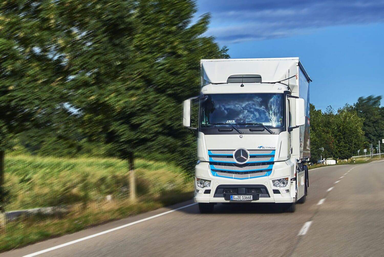 Cover Image for Mercedes bringt vollelektrisches Abfallsammelfahrzeug eEconic ab 2022 auf die Straße