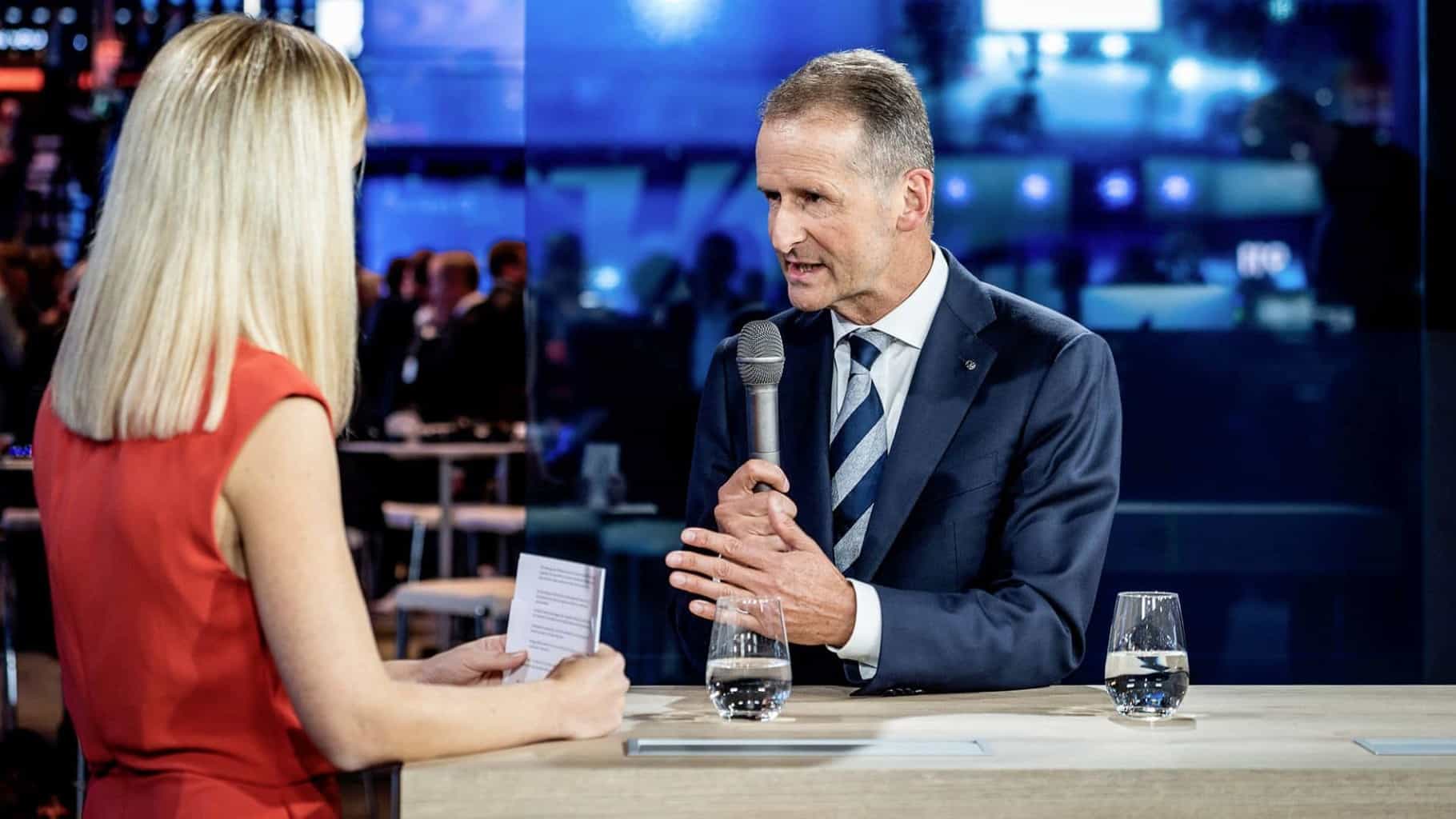 Cover Image for VW-Chef Diess fordert europäischen „Masterplan“ für Elektroauto-Ladeinfrastruktur