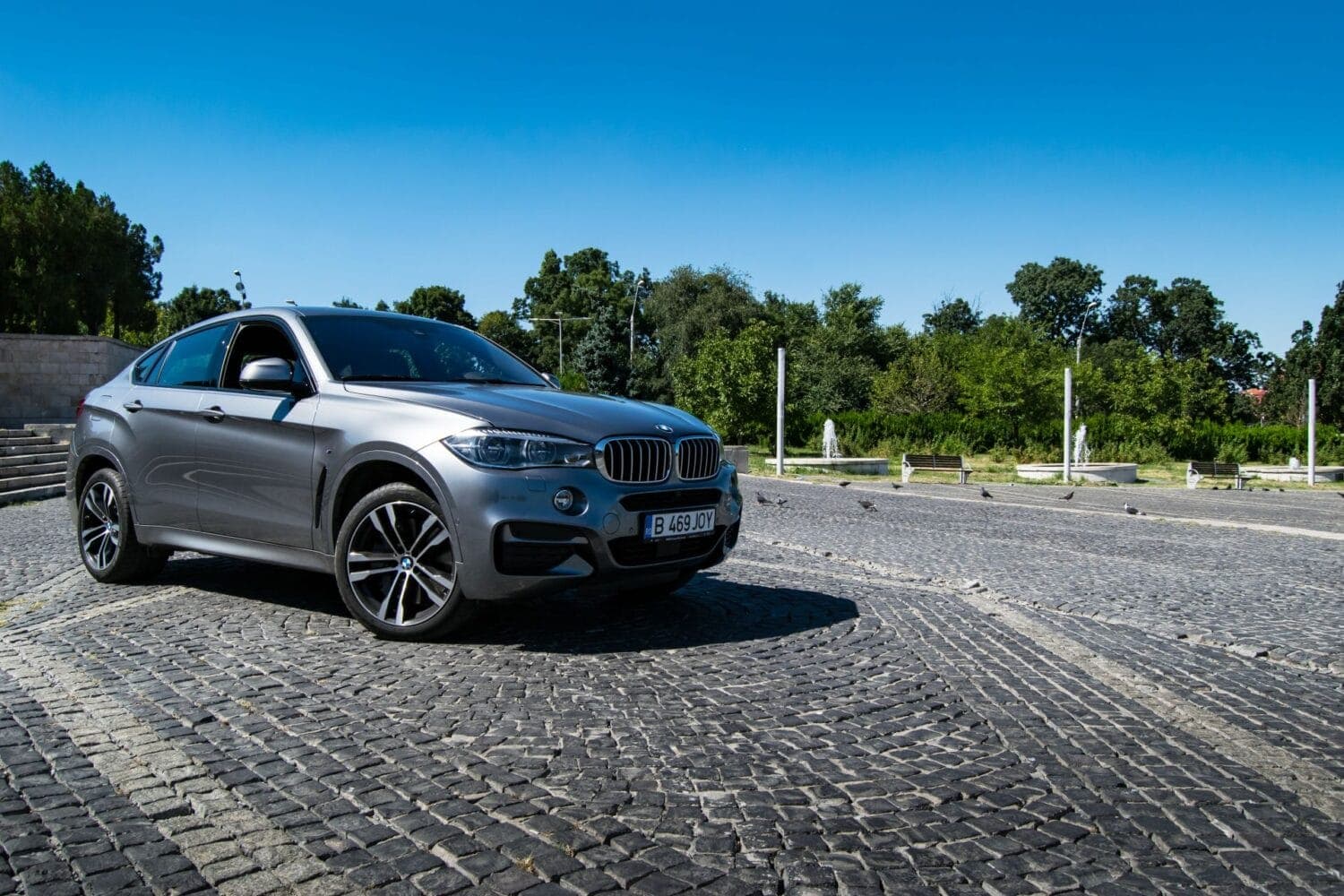 Cover Image for BMW: Wasserstoff X6 und X7 in Planung sowie Plug-in-Hybride mit 120 km Reichweite