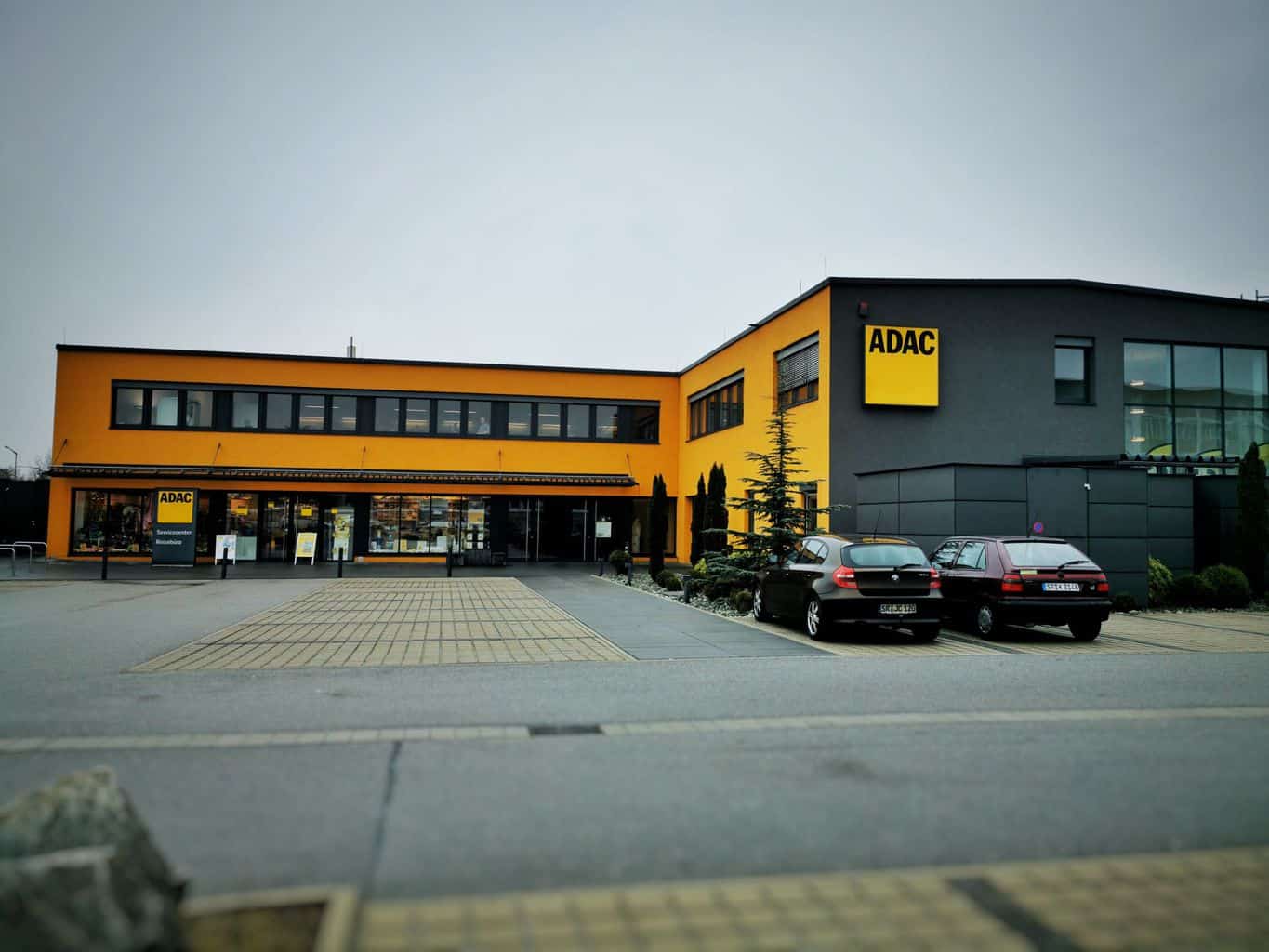 ADAC fordert transparente und faire Preise an Elektroauto-Ladesäulen