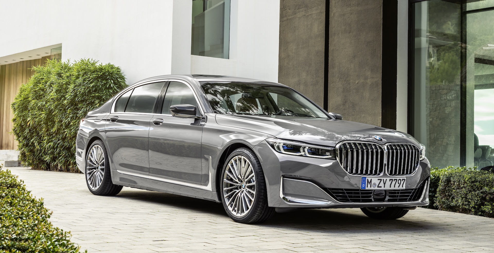 BMW 7er und 5er sollen leistungsstarke E-Varianten erhalten