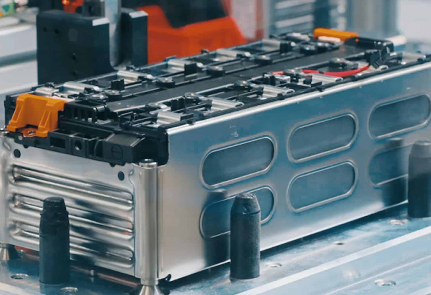 Akasol setzt Batterieproduktion und -forschung trotz Corona-Krise fort