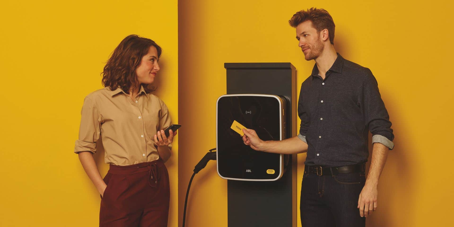 Aus emonvia wird reev – E-Mobilität weiterhin im Fokus