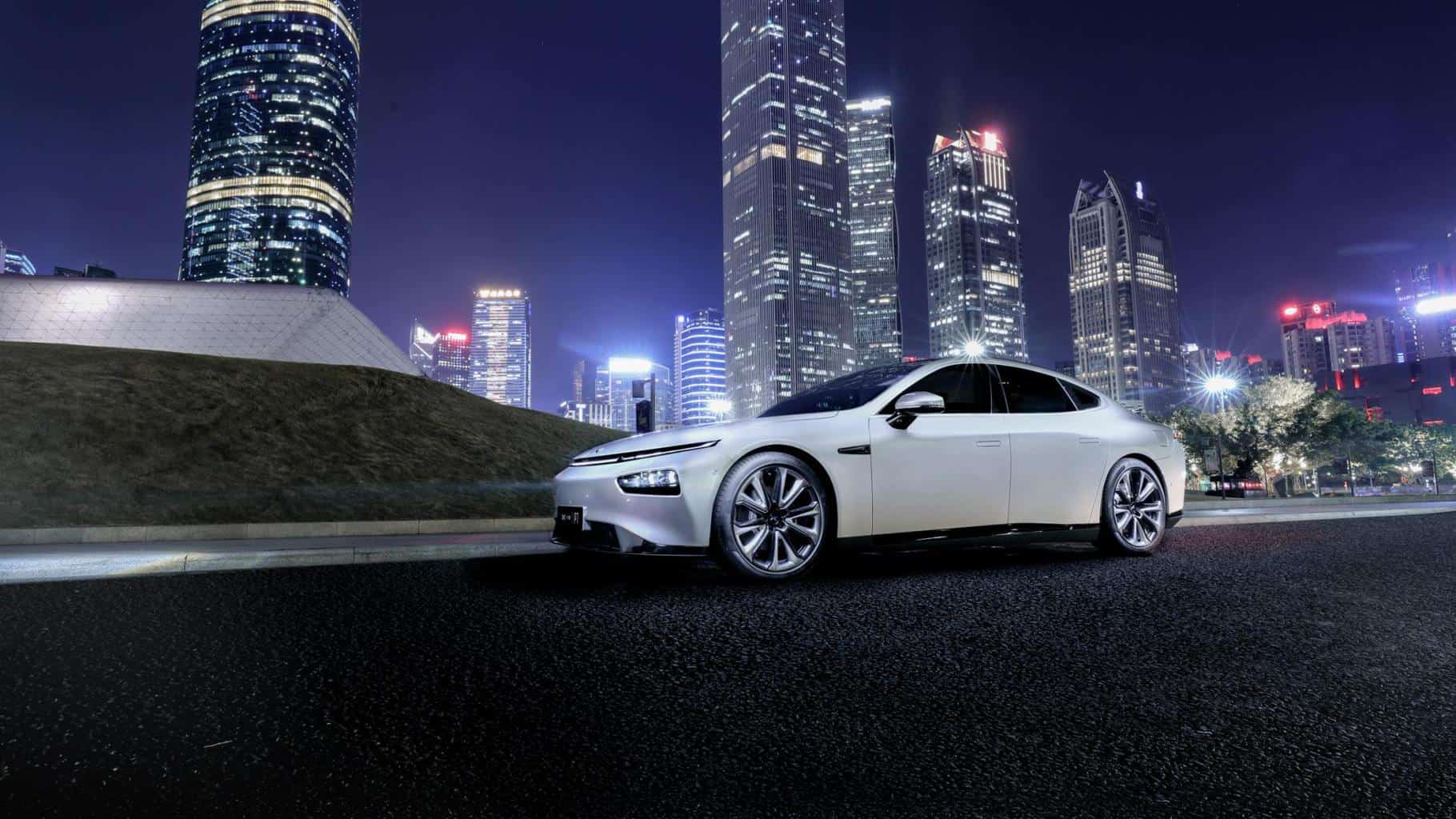 Cover Image for Xpeng erhält Produktionslizenz – Auslieferungen Xpeng P7 beginnen ab Q2/2020