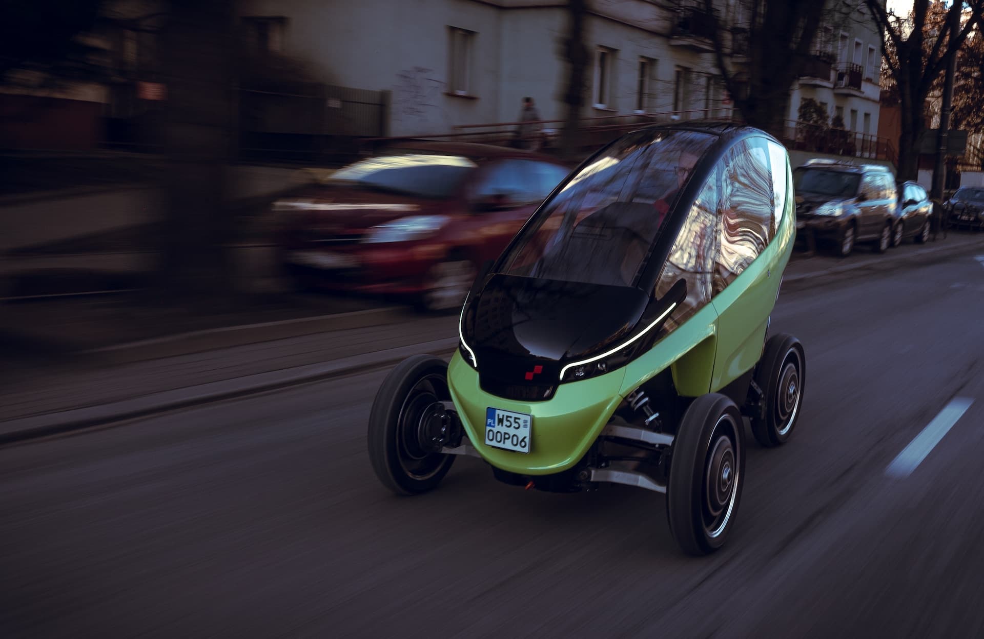 Cover Image for Citystromer Triggo macht sich breit für schnelles Fahren und schmal zum Parken
