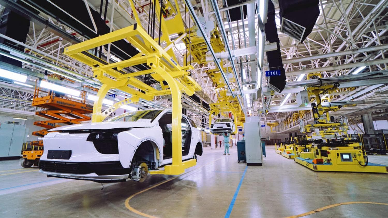Cover Image for AIWAYS setzt für E-SUV auf Kooperationen mit renommiertesten Zulieferern