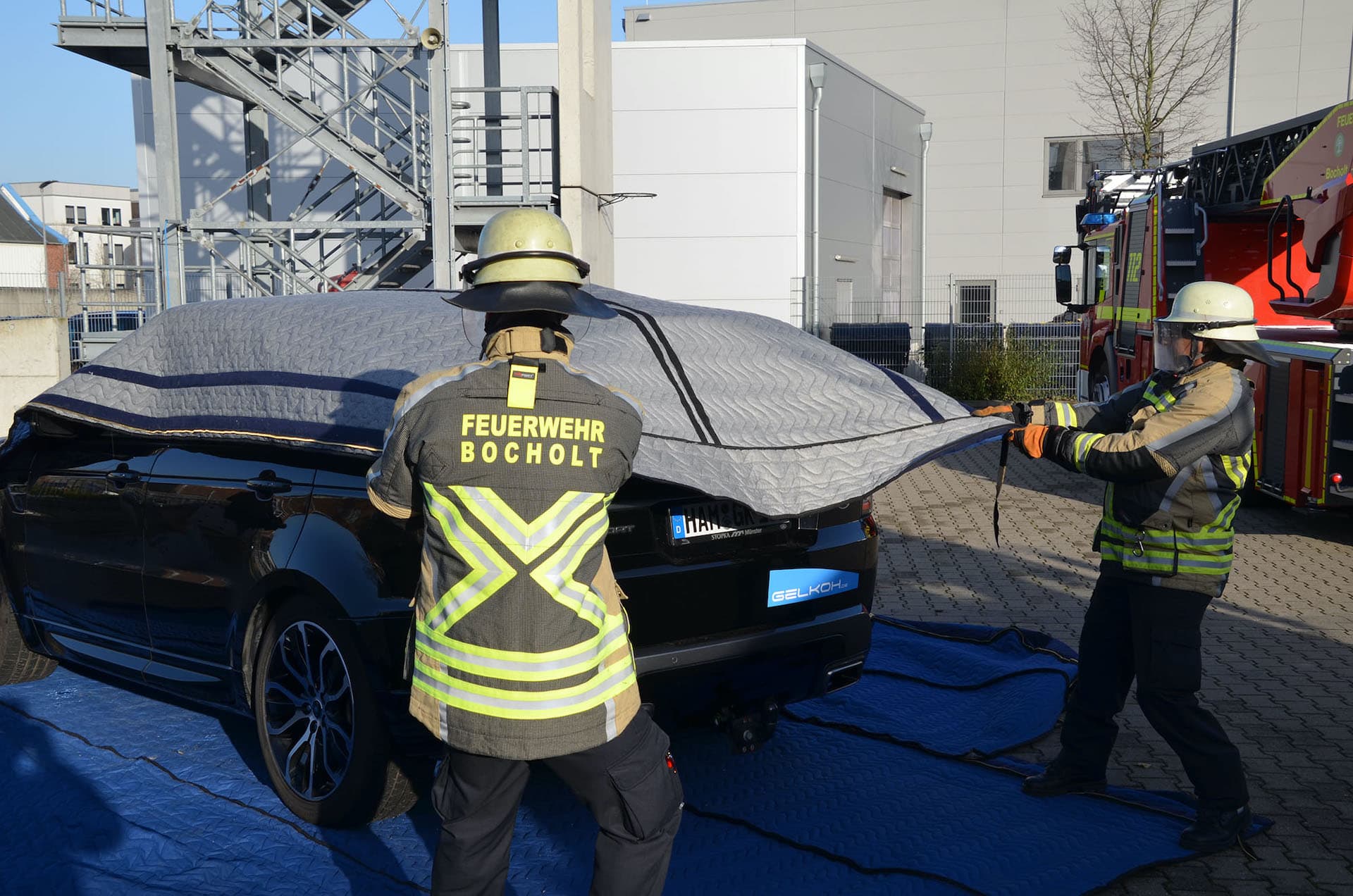 Cover Image for Libarescue: Feuerfester „Schlafsack“ für Elektroautos mit Brandgefahr