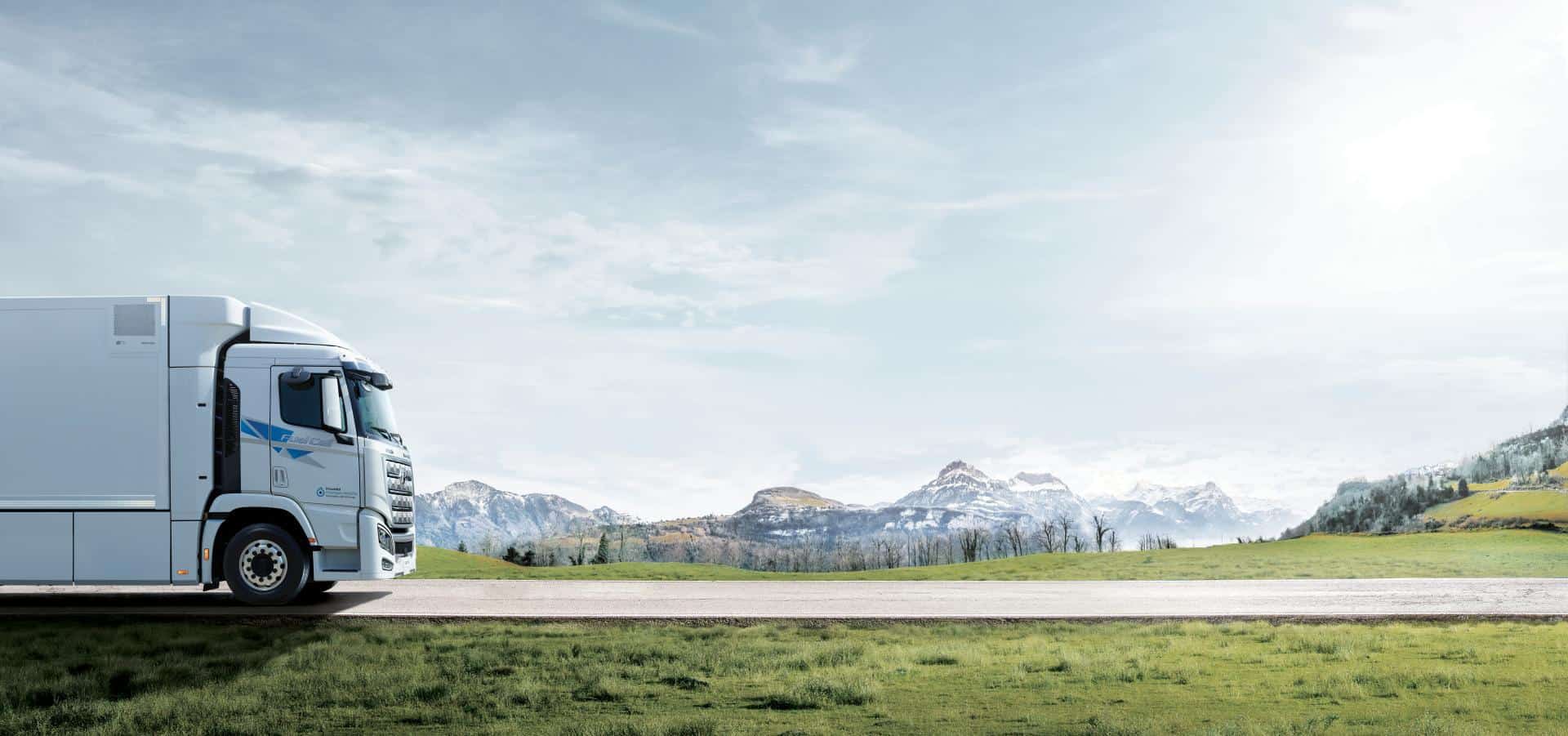 Cover Image for Hyundai Brennstoffzellen-Lkw Xcient Fuel Cell macht sich auf in die Schweiz
