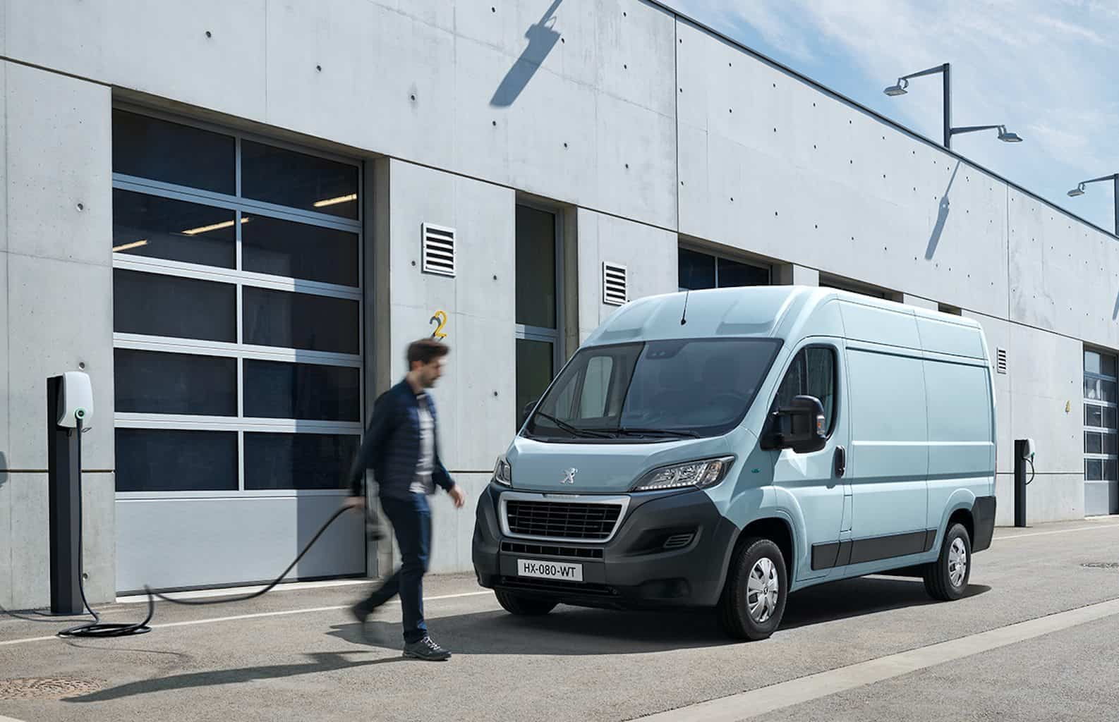 Cover Image for Peugeot präsentiert Elektrotransporter e-Boxer