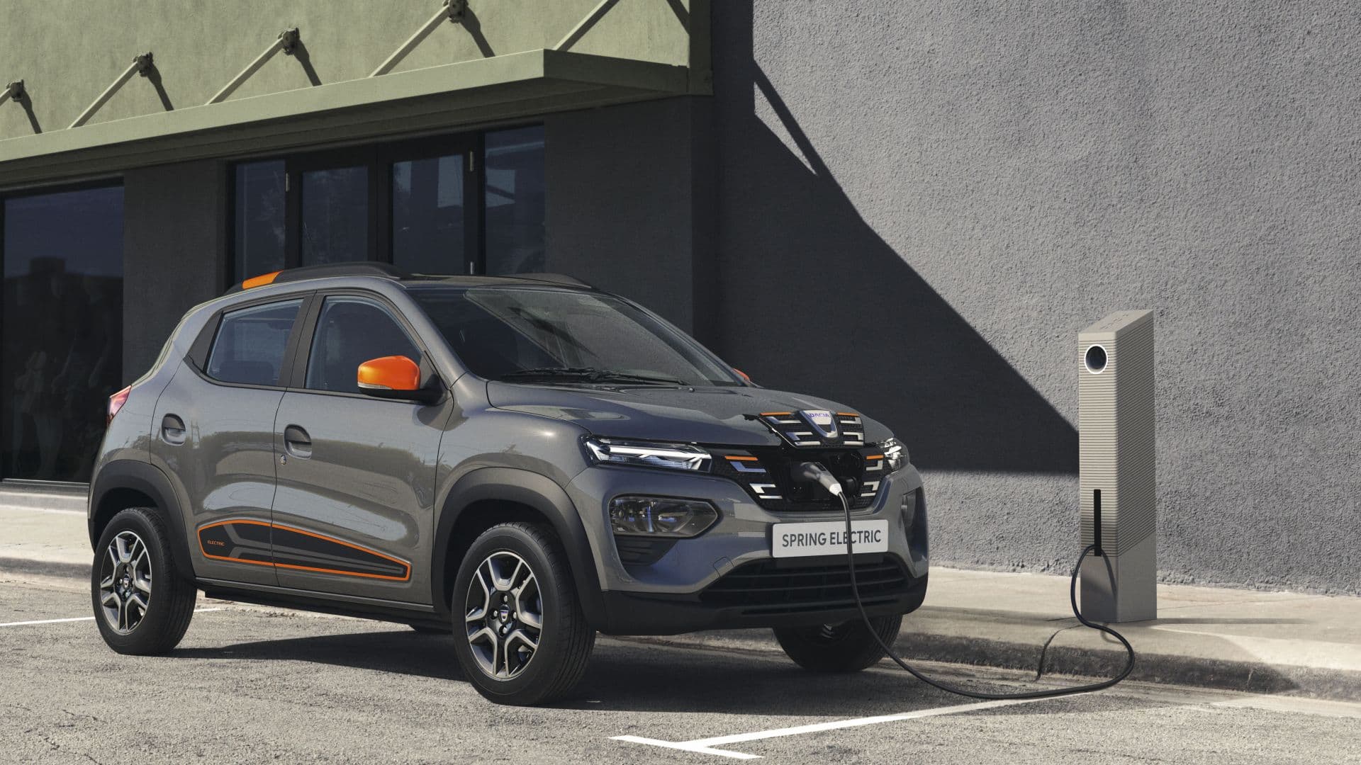 Cover Image for Dacia bringt auf einen Schlag 3.000 Dacia Spring Electric auf die Straße