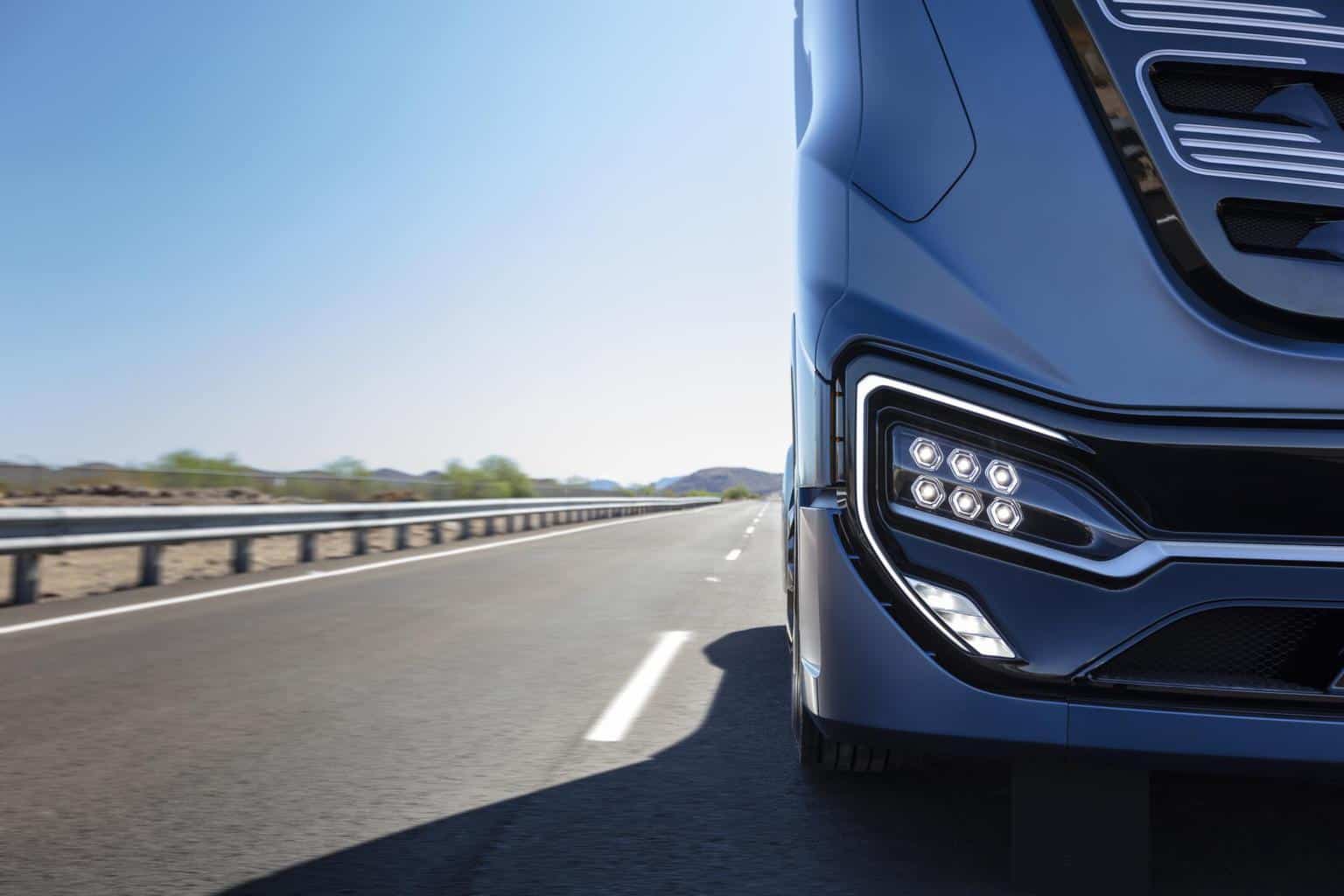 Cover Image for Nikola stellt Prototyp des Elektro-Lkw Tre fertig und präsentiert aktuelle Geschäftszahlen