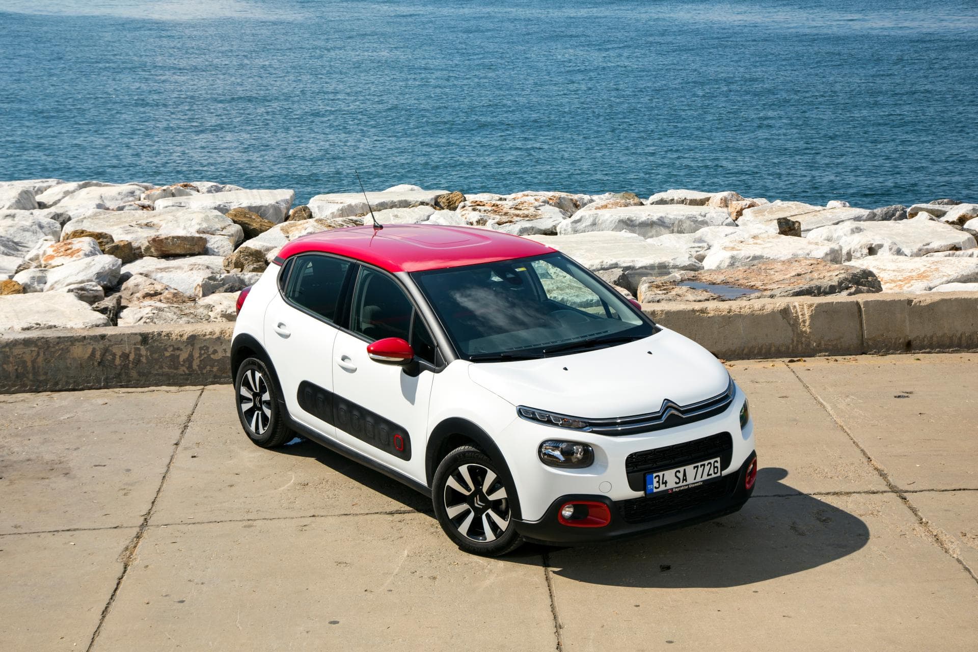 Cover Image for Kommt der Citroën C3 als günstiger Elektro-Kleinwagen daher?