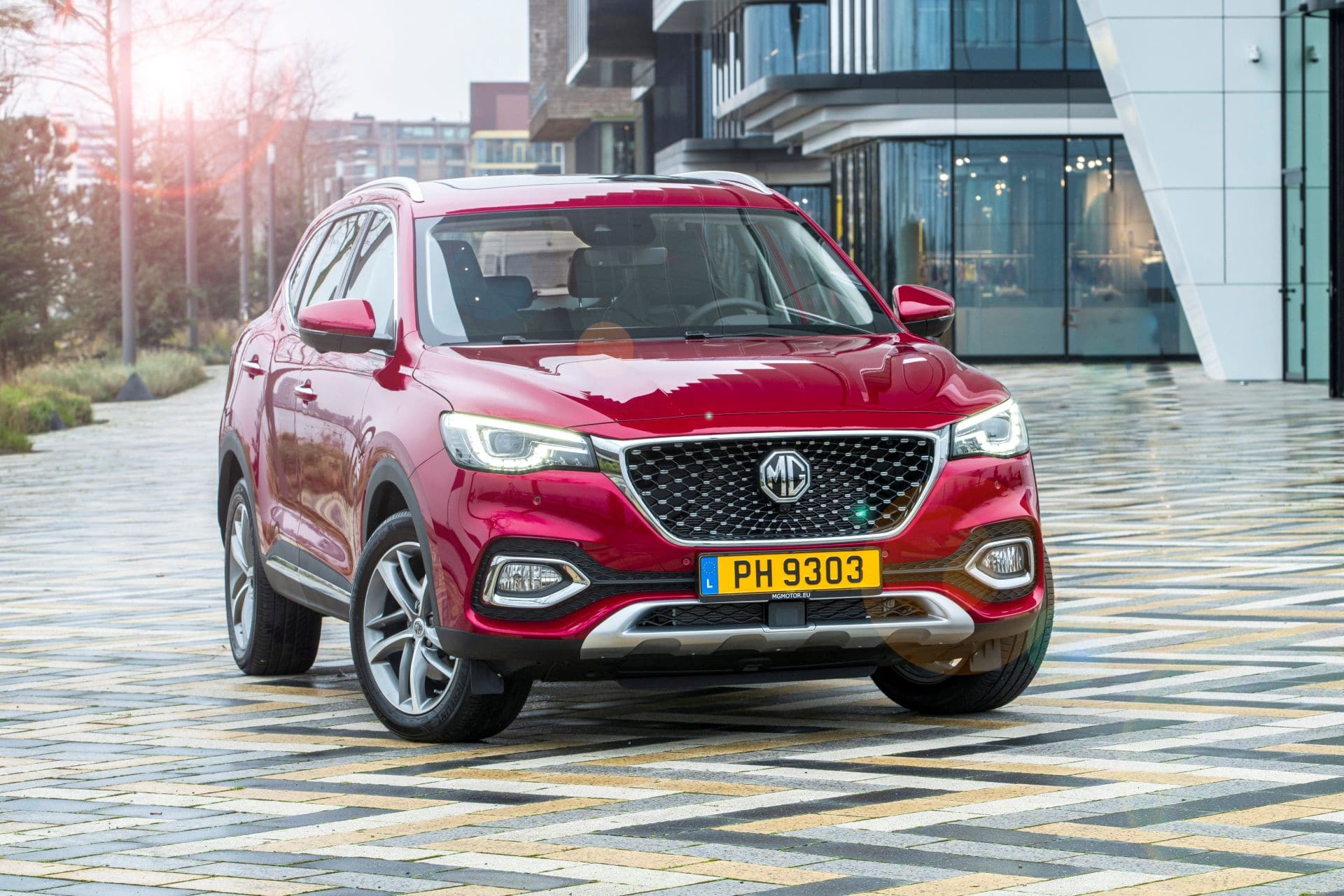 Cover Image for MG EHS Plug-in-Hybrid verspricht das Beste aus zwei Welten